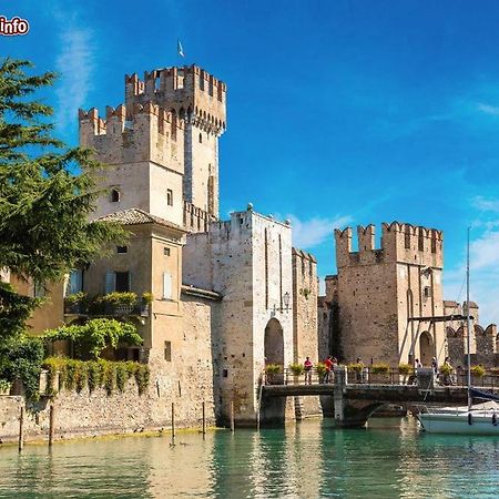 Lucky Apartment Sirmione Extérieur photo